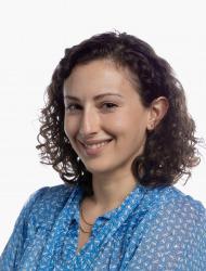 אביה