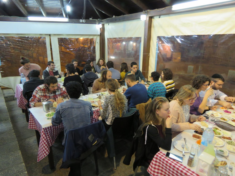 ארוחת ערב במסעדת &quot;מאמא קוקה&quot;