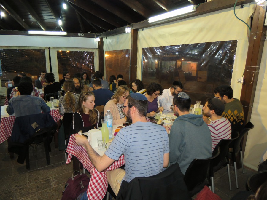 ארוחת ערב במסעדת &quot;מאמא קוקה&quot;