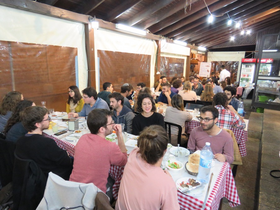 ארוחת ערב במסעדת &quot;מאמא קוקה&quot;