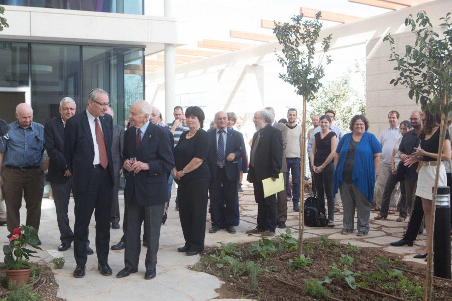 פתיחת שנת הלימודים תשע&quot;ו בנוכחות מר מורטון מנדל