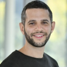 עמית